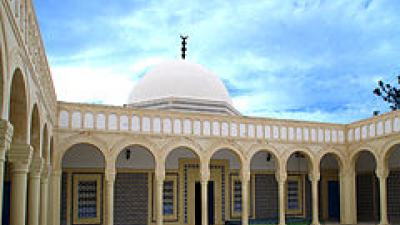 صورة من داخل مقام الإمام المازري